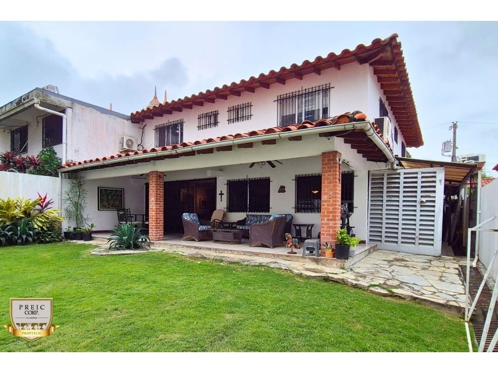 Casa 4 hab en El Cangrejo - Urbanización cerrada con jardín F.A. - Foto 1